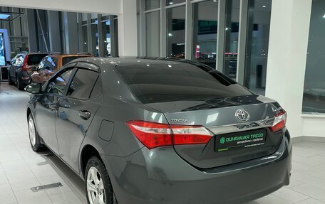 Toyota Corolla, 2015 год, 1 350 000 рублей, 8 фотография