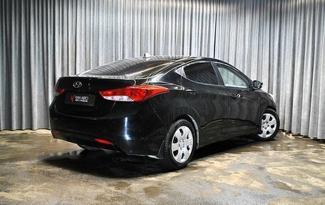 Hyundai Elantra V, 2013 год, 929 000 рублей, 2 фотография