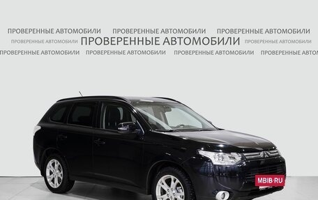 Mitsubishi Outlander III рестайлинг 3, 2013 год, 1 450 000 рублей, 3 фотография