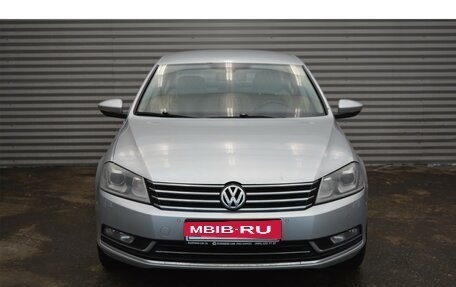 Volkswagen Passat B7, 2012 год, 1 055 000 рублей, 2 фотография