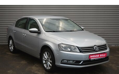 Volkswagen Passat B7, 2012 год, 1 055 000 рублей, 3 фотография