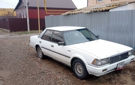 Toyota Crown, 1983 год, 380 000 рублей, 1 фотография