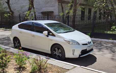 Toyota Prius, 2012 год, 1 270 000 рублей, 2 фотография