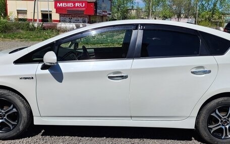 Toyota Prius, 2012 год, 1 270 000 рублей, 6 фотография