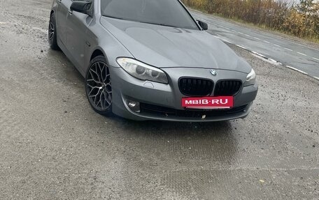 BMW 5 серия, 2010 год, 2 200 000 рублей, 9 фотография