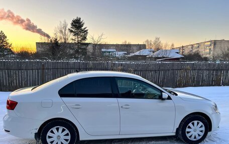 Volkswagen Jetta VI, 2015 год, 1 300 000 рублей, 3 фотография