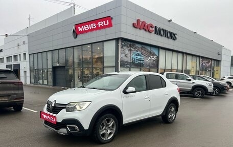 Renault Logan II, 2018 год, 1 240 000 рублей, 1 фотография