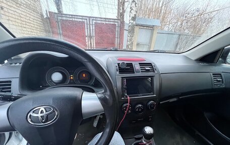 Toyota Corolla, 2012 год, 1 100 000 рублей, 14 фотография