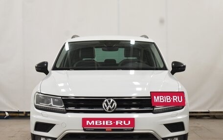 Volkswagen Tiguan II, 2019 год, 2 790 000 рублей, 3 фотография