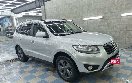 Hyundai Santa Fe III рестайлинг, 2012 год, 1 830 000 рублей, 2 фотография