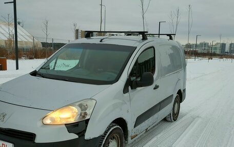 Peugeot Partner II рестайлинг 2, 2012 год, 620 000 рублей, 1 фотография