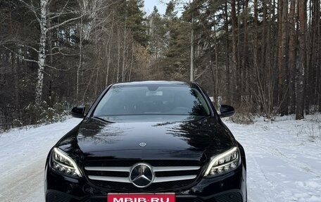 Mercedes-Benz C-Класс, 2018 год, 2 900 000 рублей, 1 фотография