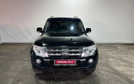 Mitsubishi Pajero IV, 2011 год, 2 310 000 рублей, 2 фотография