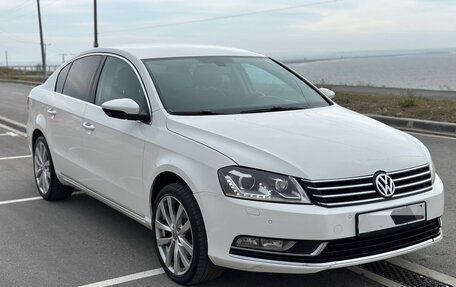 Volkswagen Passat B7, 2012 год, 1 370 000 рублей, 1 фотография