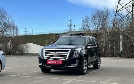 Cadillac Escalade IV, 2015 год, 4 000 000 рублей, 2 фотография