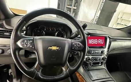 Chevrolet Tahoe IV, 2015 год, 3 300 000 рублей, 2 фотография