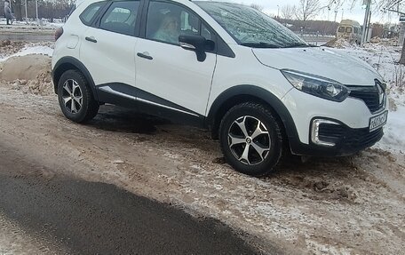 Renault Kaptur I рестайлинг, 2018 год, 1 425 000 рублей, 4 фотография