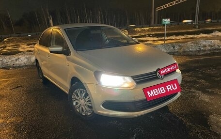 Volkswagen Polo VI (EU Market), 2011 год, 799 000 рублей, 2 фотография