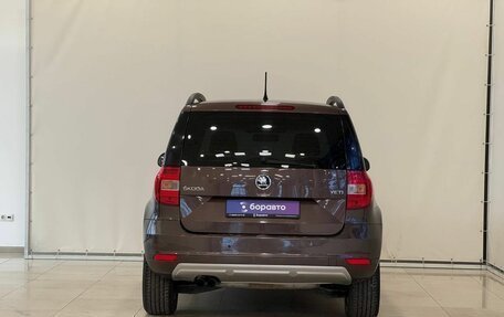 Skoda Yeti I рестайлинг, 2014 год, 1 145 000 рублей, 8 фотография