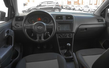 Volkswagen Polo VI (EU Market), 2012 год, 719 000 рублей, 6 фотография