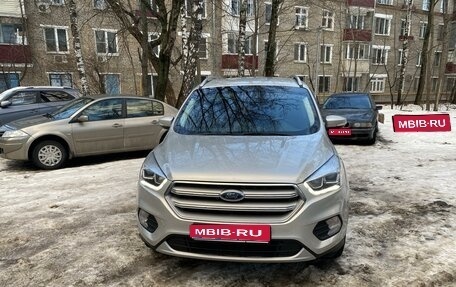 Ford Kuga III, 2018 год, 1 735 000 рублей, 1 фотография