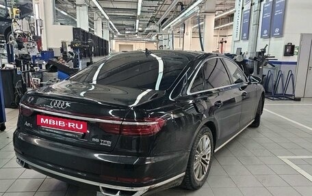 Audi A8, 2019 год, 4 677 000 рублей, 6 фотография