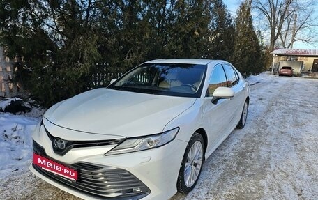 Toyota Camry, 2019 год, 2 925 000 рублей, 4 фотография