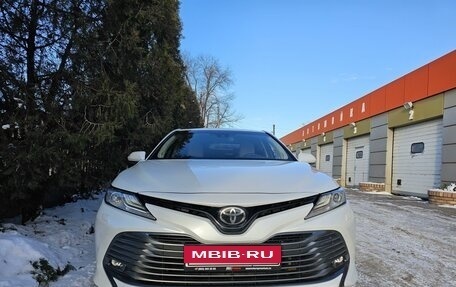 Toyota Camry, 2019 год, 2 925 000 рублей, 7 фотография