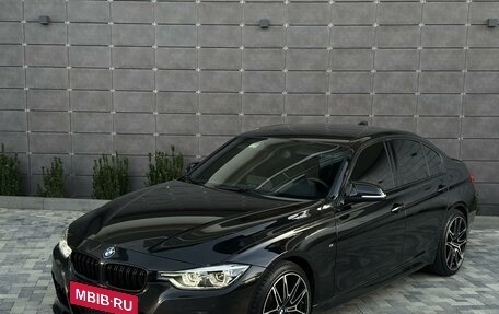 BMW 3 серия, 2018 год, 2 570 000 рублей, 3 фотография