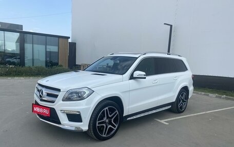 Mercedes-Benz GL-Класс, 2015 год, 4 250 000 рублей, 40 фотография