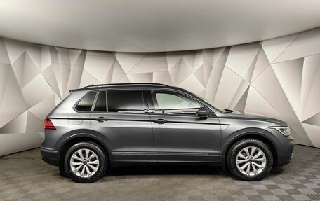 Volkswagen Tiguan II, 2021 год, 2 705 000 рублей, 5 фотография