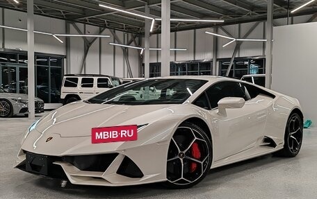 Lamborghini Huracán, 2021 год, 33 499 000 рублей, 3 фотография