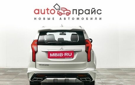 Mitsubishi Montero Sport, 2023 год, 5 800 000 рублей, 6 фотография