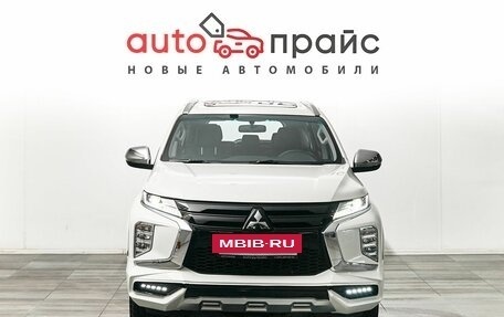 Mitsubishi Montero Sport, 2023 год, 5 800 000 рублей, 2 фотография