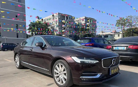 Volvo S90 II рестайлинг, 2022 год, 3 235 000 рублей, 3 фотография