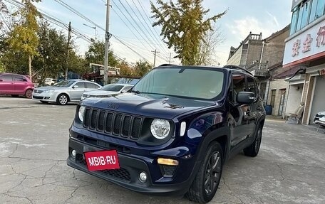 Jeep Renegade I рестайлинг, 2021 год, 1 649 000 рублей, 2 фотография