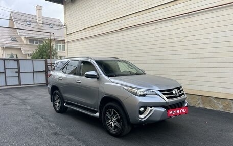 Toyota Fortuner II, 2019 год, 3 940 000 рублей, 3 фотография