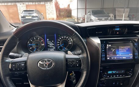 Toyota Fortuner II, 2019 год, 3 940 000 рублей, 14 фотография