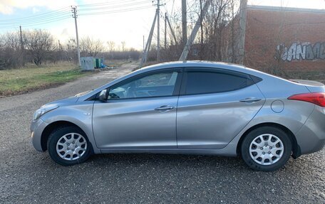 Hyundai Elantra V, 2012 год, 1 150 000 рублей, 2 фотография