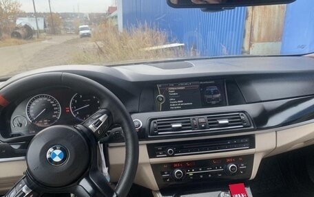 BMW 5 серия, 2012 год, 1 470 000 рублей, 3 фотография