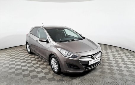 Hyundai i30 II рестайлинг, 2013 год, 1 075 000 рублей, 3 фотография