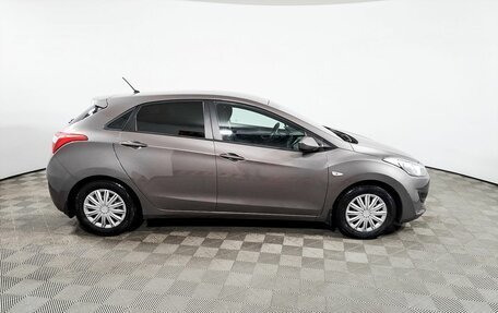 Hyundai i30 II рестайлинг, 2013 год, 1 075 000 рублей, 5 фотография