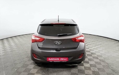 Hyundai i30 II рестайлинг, 2013 год, 1 075 000 рублей, 7 фотография