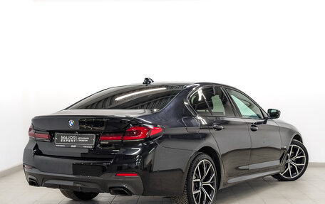 BMW 5 серия, 2021 год, 5 995 000 рублей, 4 фотография