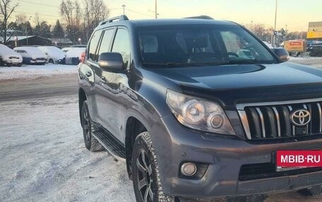 Toyota Land Cruiser Prado 150 рестайлинг 2, 2012 год, 2 499 000 рублей, 12 фотография