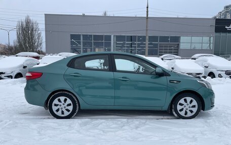 KIA Rio III рестайлинг, 2013 год, 799 000 рублей, 2 фотография