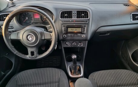 Volkswagen Polo VI (EU Market), 2011 год, 781 000 рублей, 7 фотография