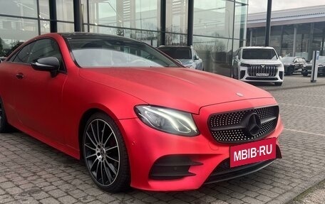 Mercedes-Benz E-Класс, 2018 год, 3 800 000 рублей, 3 фотография