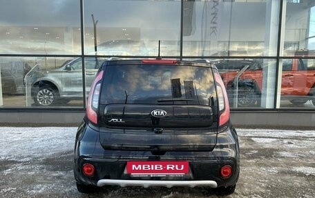 KIA Soul II рестайлинг, 2018 год, 1 795 000 рублей, 8 фотография