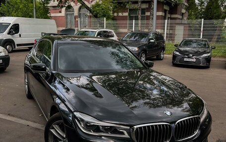 BMW 7 серия, 2017 год, 3 950 000 рублей, 8 фотография